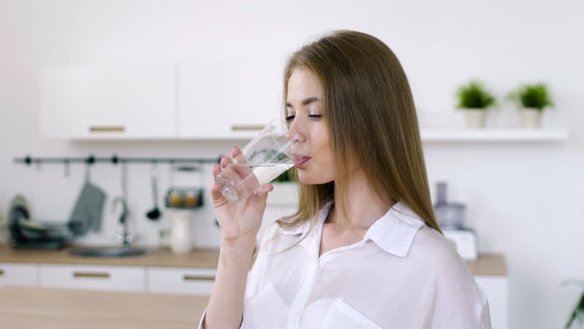 LỢI ÍCH KHI SỬ DỤNG MÁY LỌC NƯỚC KAROFI TẠI NHÀ